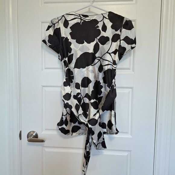 Black white and gray summer top - Picture 5 of 8